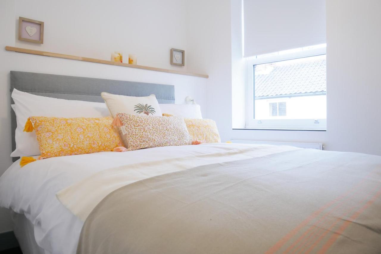 Sunset View, 2 Bedrooms In The Heart Of Holt With Parking Eksteriør billede